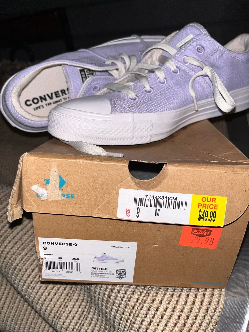 Converse Kids Low Top Sneakers in Lavender and White